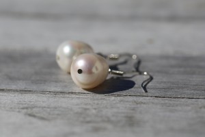South Sea pearl earrings 14mm